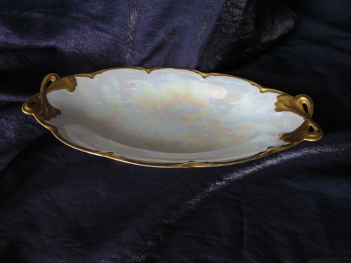 Vintage pearlescent oval - vintage,