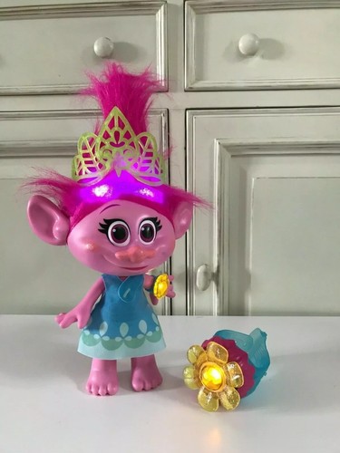 Figurine trolls poppy - 10⚜️,