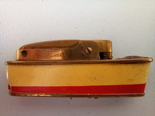 Briquet à essence ancien -