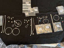 AUTHENTIQUE PANDORA NEUF  bracelets bagues charms ( voir objets vendeur)