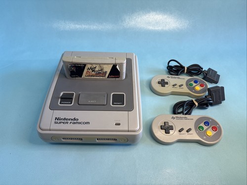 Nintendo super famicom console - nintendo,