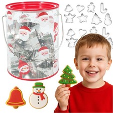 Lot de 16 emporte-pièces