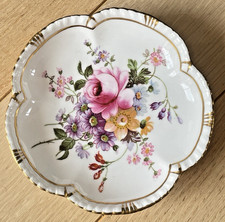 Charmante coupelle en porcelaine ROYAL CROWN DERBY Angleterre Baguier