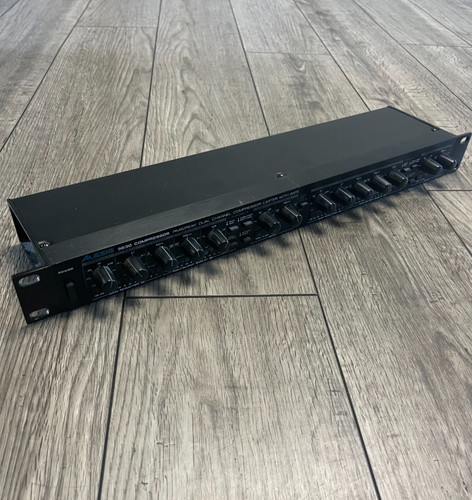 Alesis 3630 compressor - alesis,