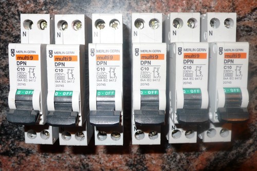 Disjoncteur 2pole 10a - disjoncteur,