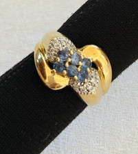 Bague Or 18 carats. Saphirs de