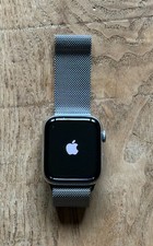 Apple Watch Series 6 44mm Boîtier avec Bracelet Milanais - Аcier inoxydable,... 