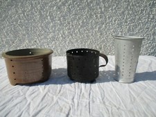 3 Anciens faisselles moules