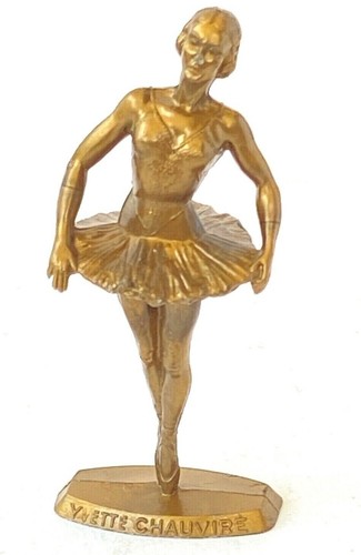 Vintage figurine collection - vintage,