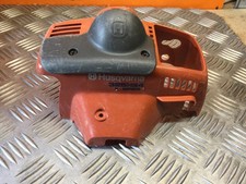 capot moteur débroussailleuse