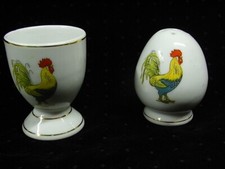 SERVICE COQUETIER SALIERE PORCELAINE DECOR COQ EGG CUP
