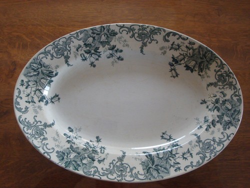 Grand plat ovale - , creux