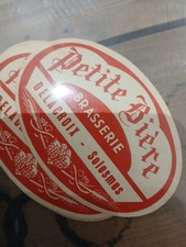 lot de trois étiquettes biere brasserie delacroix
