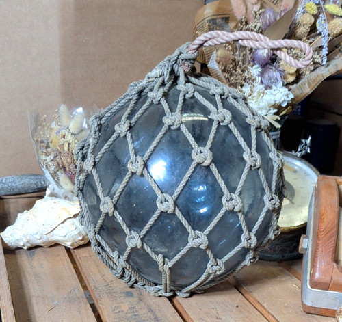Ancienne boule bouée - ancienne, de