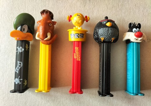 Lot distributeurs pez - lot,