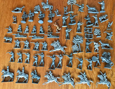 vintage LOT ancien PETIT SOLDAT en PLOMB cheval CAVALIER animaux FUSILS arbres