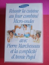 CASSETTE VHS RÉUSSIR LA CUISINE AU FOUR COMBINÉ MICRO-ONDES