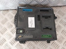 Boitier BCM - RENAULT SCENIC III (3) 1.9L DCI 130CH - Sans Référence