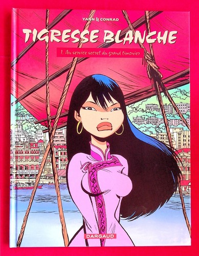 Tigresse blanche 1 - tigresse,