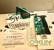 Oakley Eyeshade Collector