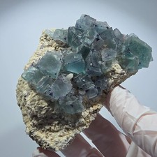Grand spécimen de fluorite