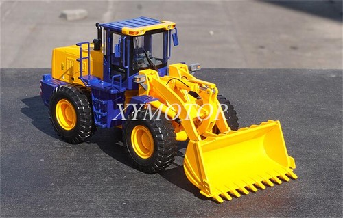 Loader forklift - 1/35,