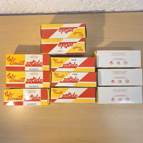Lot boîtes vides voitures - vides,