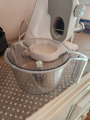Receptacle presse agrume pour - presse,
