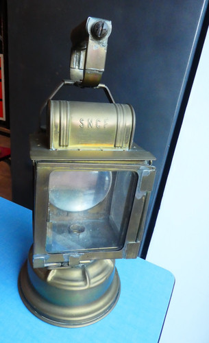 Ancienne lampe lanterne - lampe,