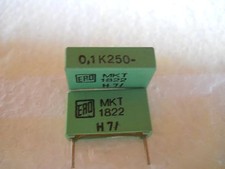 Lot de 2 Condensateur Polyester 0,1µF,100nF 250V MKT1822 Vishay ERO Pas 15