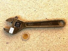 (465)  old wrench tool / OUTIL