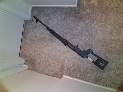Few airsoft guns - few,