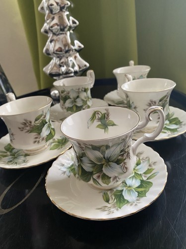 Tasse soucoupe ancienne - tasse, et