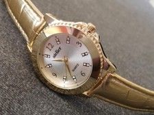 Montre Femme Mode Fantaisie Big Size ATELIER Quartz Watch Testée vendu avec pile