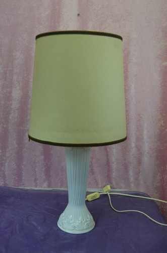 Ancienne lampe chevet - lampe, en