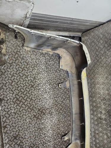 Pare choc arriere toyota - pare,