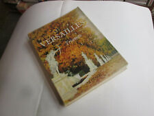  Versailles - Trianons  .VAN DER KEMP G. - LEVRON J.  Edité par Arthaud, 1957.