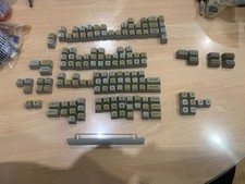 1x Commodore 16, VIC20   -