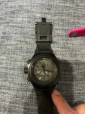 Montre à quartz noire NIXON