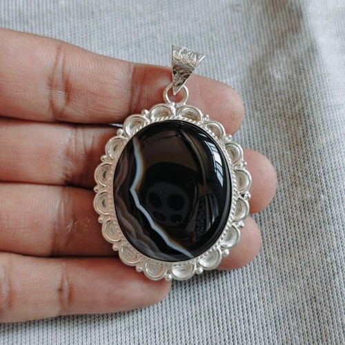 Pendentif pierre précieuse - en,