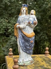 Vierge Couronnée