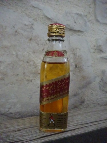 Mignonnette bouteille johnnie - mignonnette,