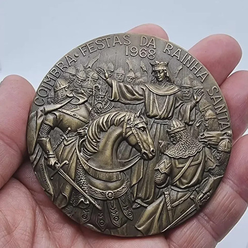 Médaille bronze reine - médaille,