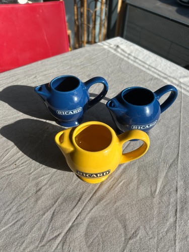 Lot petits pichets - de,