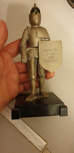 Briquet ancien armure - briquet,