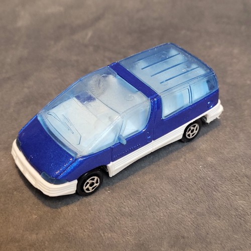 Petite voiture miniature