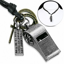 Collier en cuir brun avec