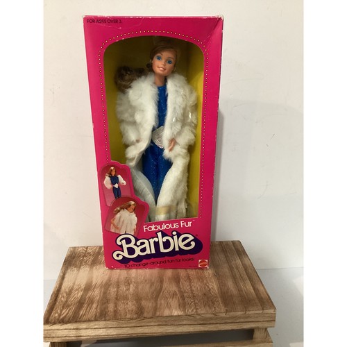 1983 fabulous fur barbie rare - fur,