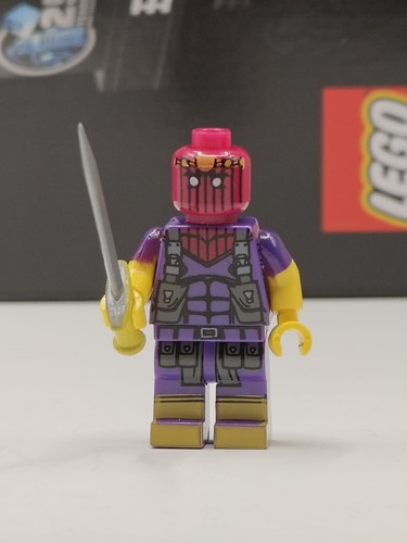 New marvel baron helmut - new,