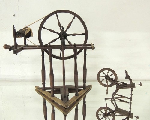 Grand rouet filer laine - rouet,